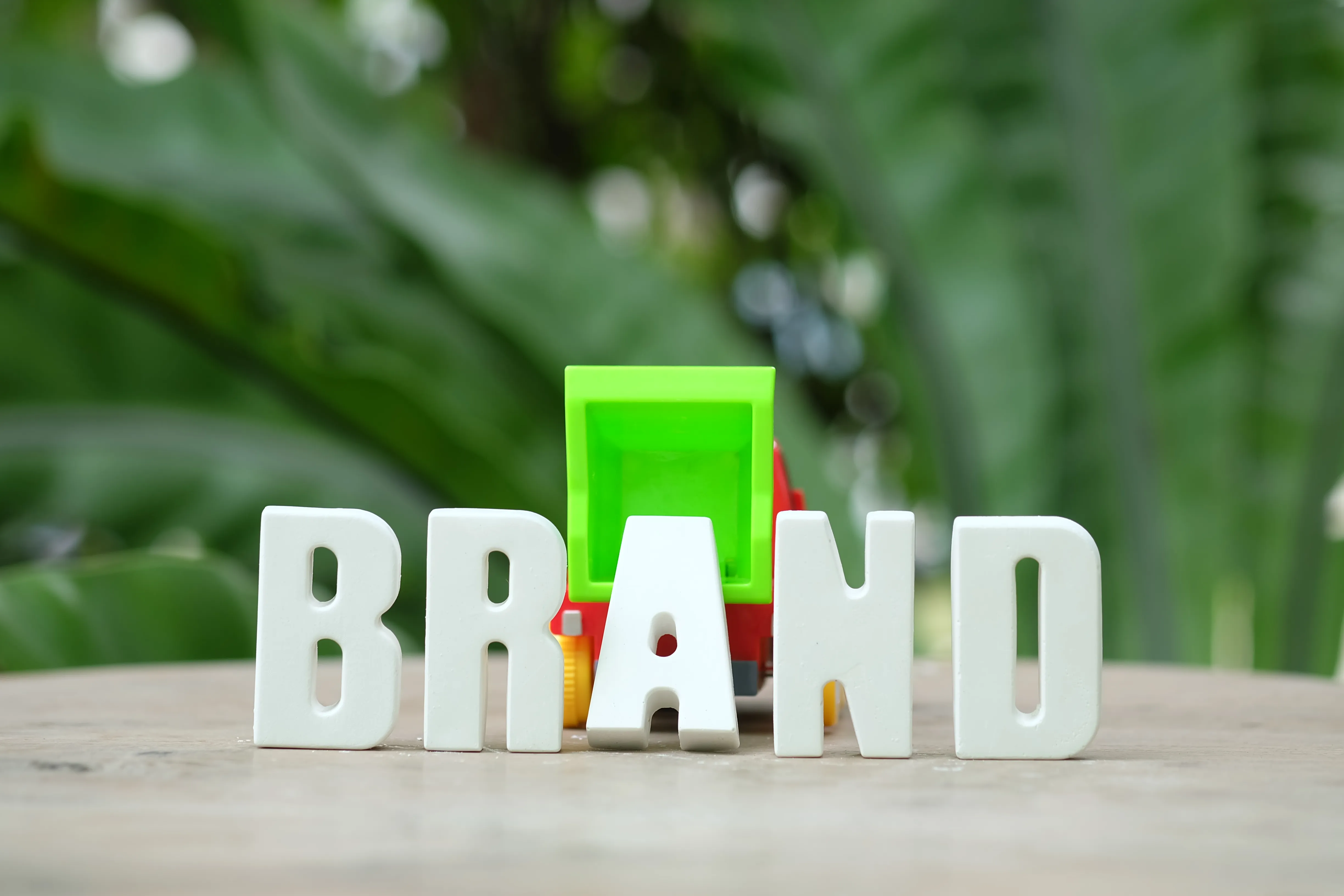 When Every AI-Made Brand Starts to Look the Same: How to Make Yours Stand Out